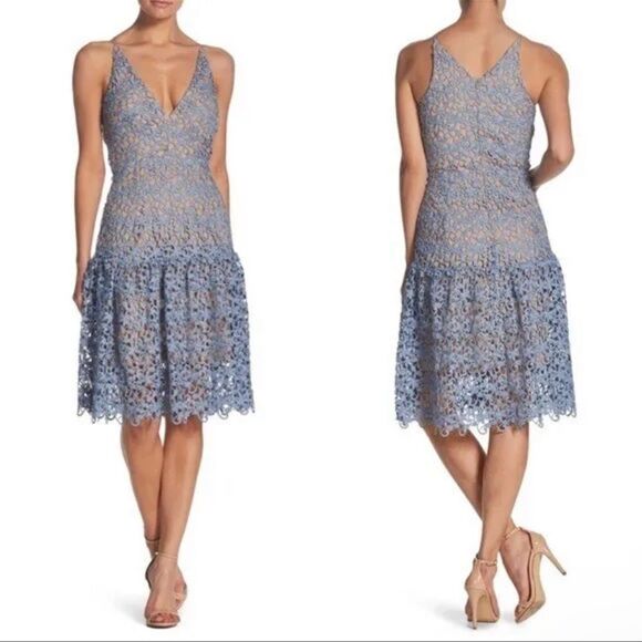 Dress the Population Lily Crochet Fit & Flare
Dress size small - Picture 1 of 9